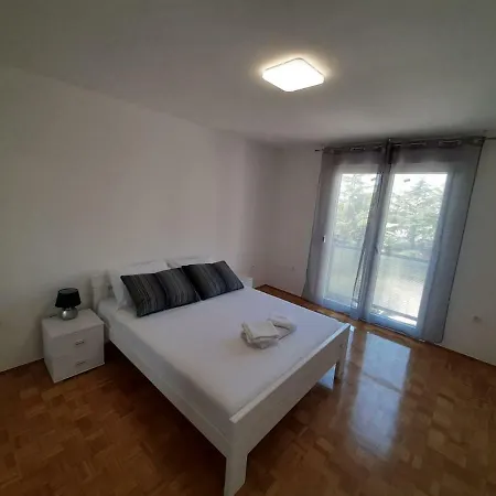 Apartman Unique *